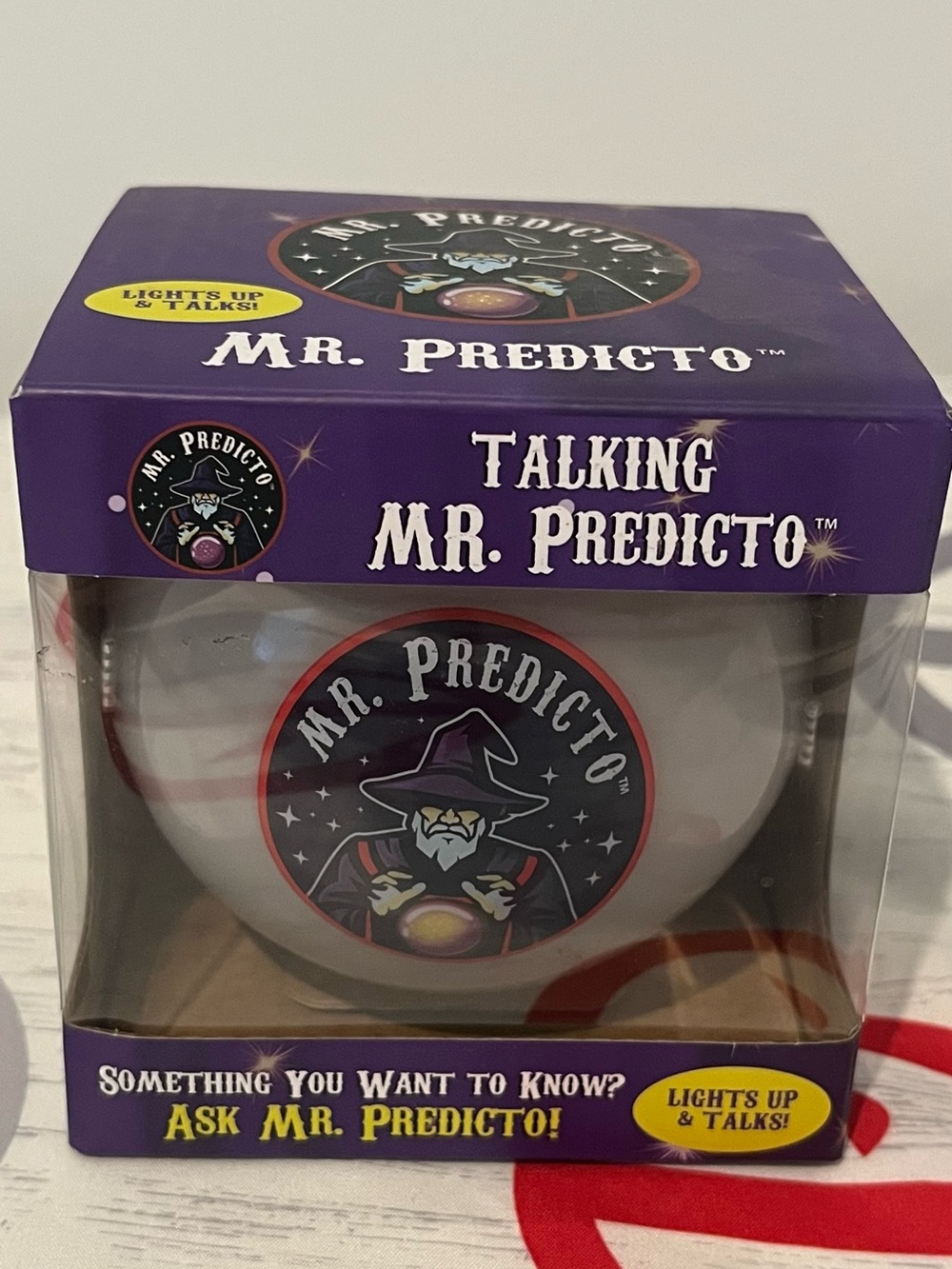 Talking Mr. Predicto Electronic Fortune Teller Crystal Ball Lights New Box